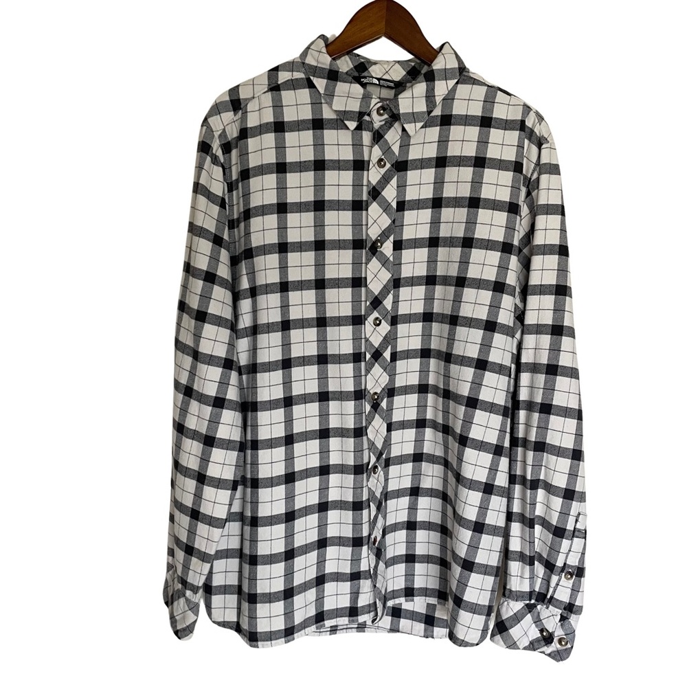 North Face White and Black Checkered Plaid Flannel Button Up - Men’s XL